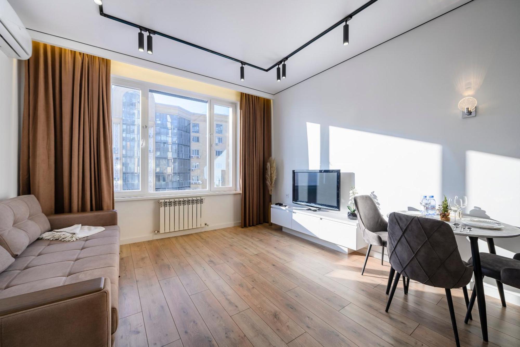 Five Business-Class Rooms In R-House Near Mega Center Almaty Exterior foto