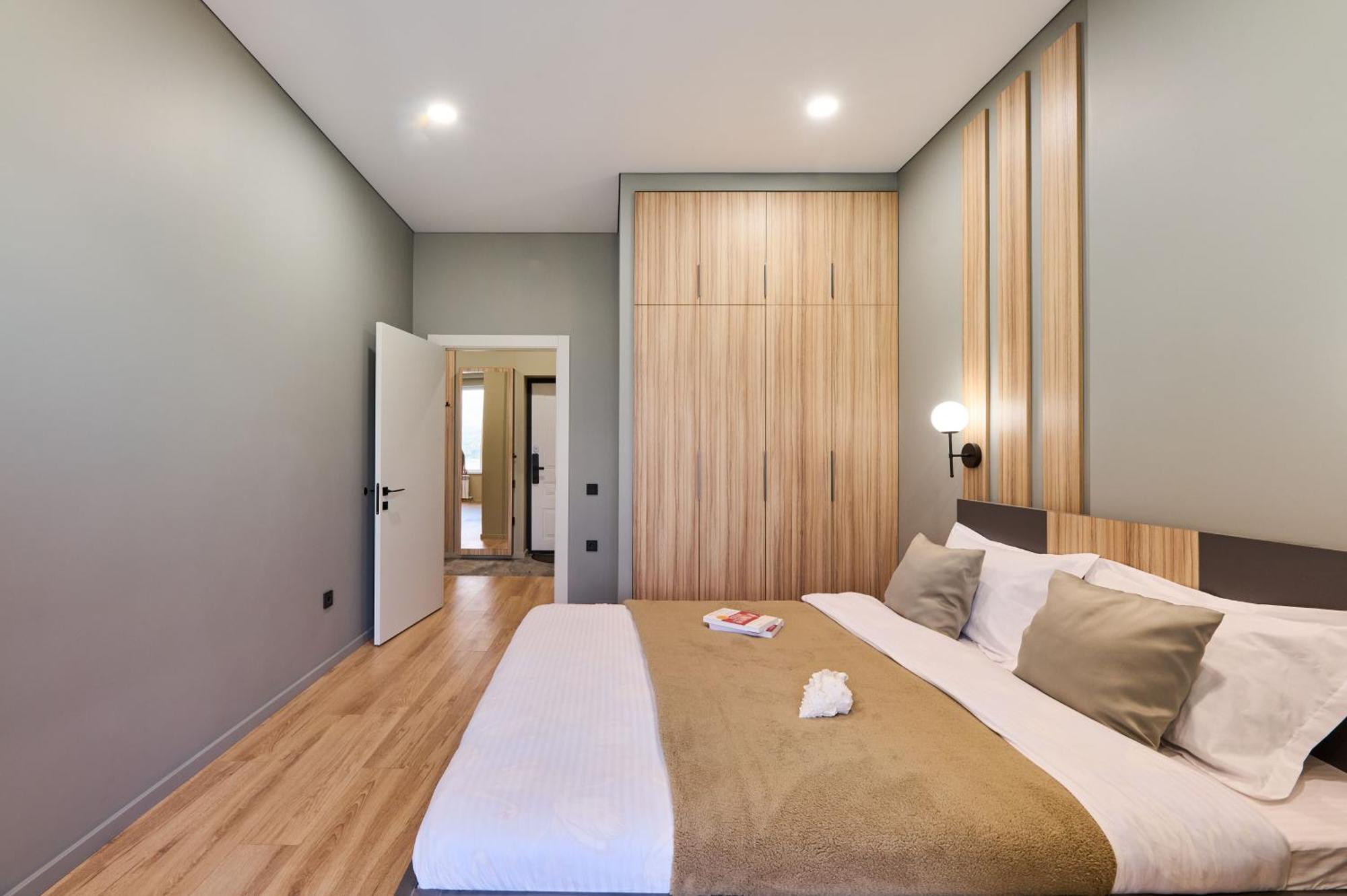Five Business-Class Rooms In R-House Near Mega Center Almaty Exterior foto