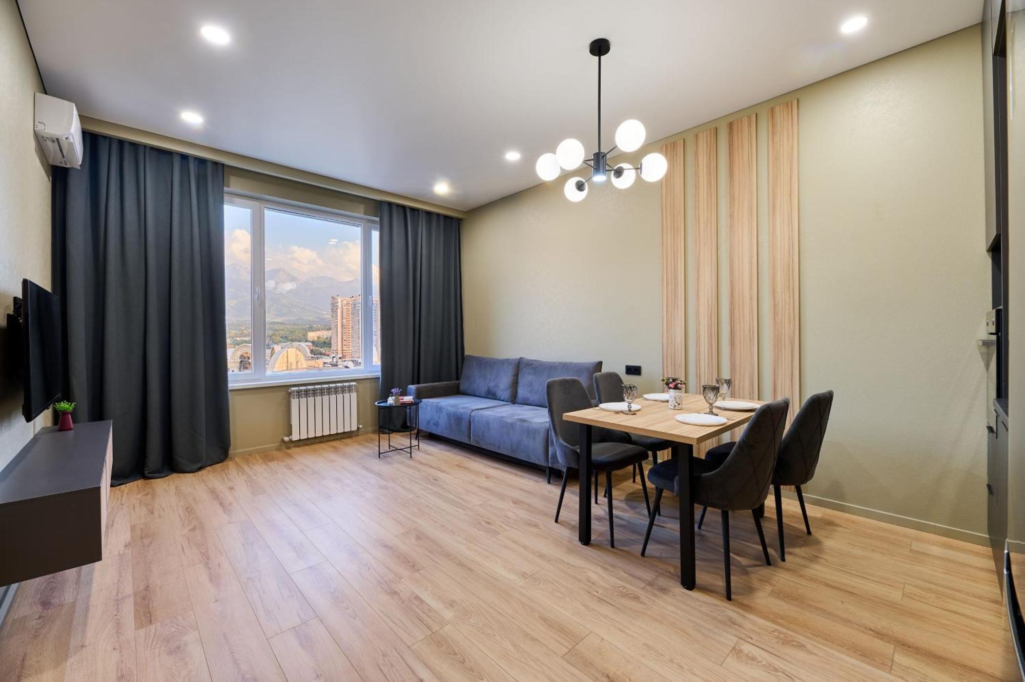 Five Business-Class Rooms In R-House Near Mega Center Almaty Exterior foto